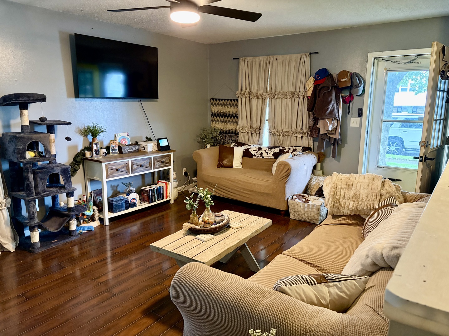 6 Blair Court, Clinton, IL 61727