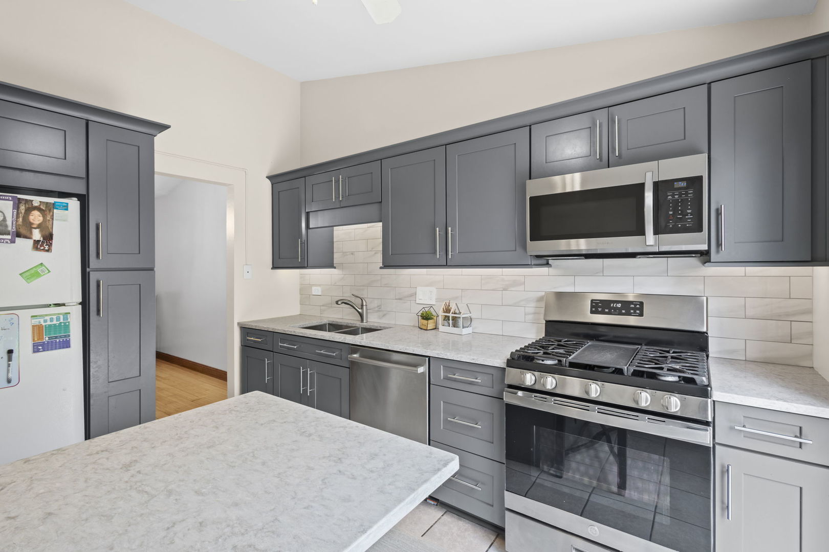 338 Essex Court #338, Wood Dale, IL 60191