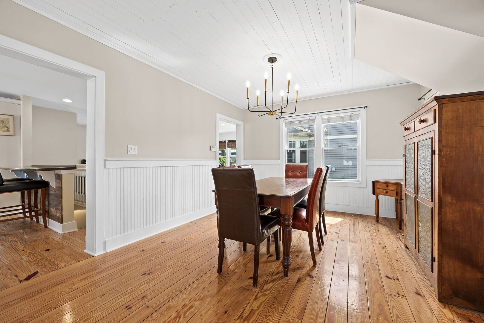 442 Davis Street, Downers Grove, IL 60515