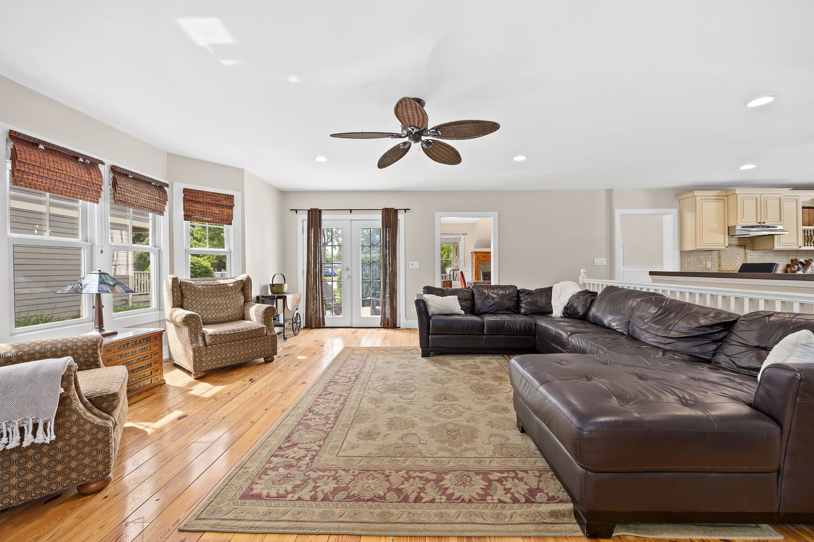 442 Davis Street, Downers Grove, IL 60515