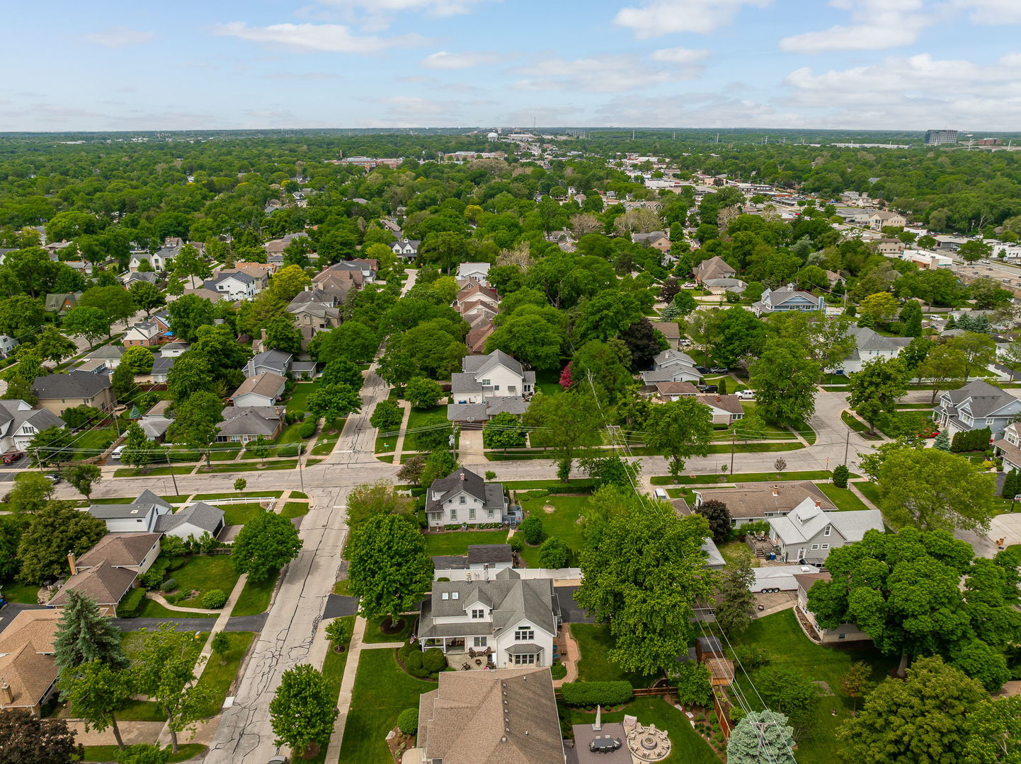 442 Davis Street, Downers Grove, IL 60515