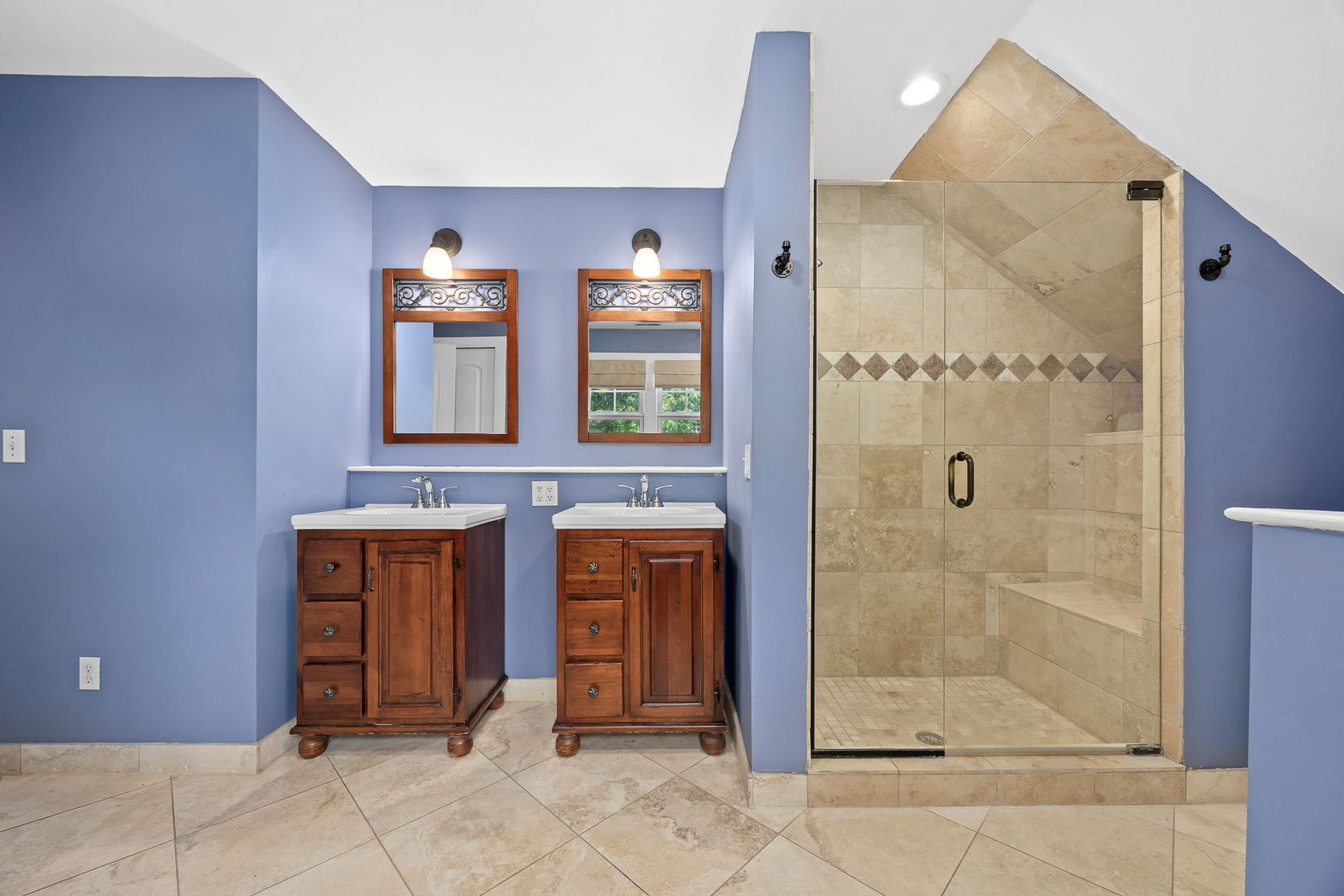 442 Davis Street, Downers Grove, IL 60515