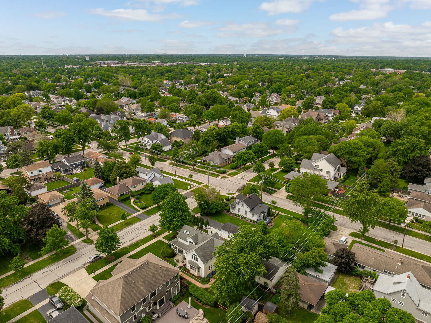 442 Davis Street, Downers Grove, IL 60515