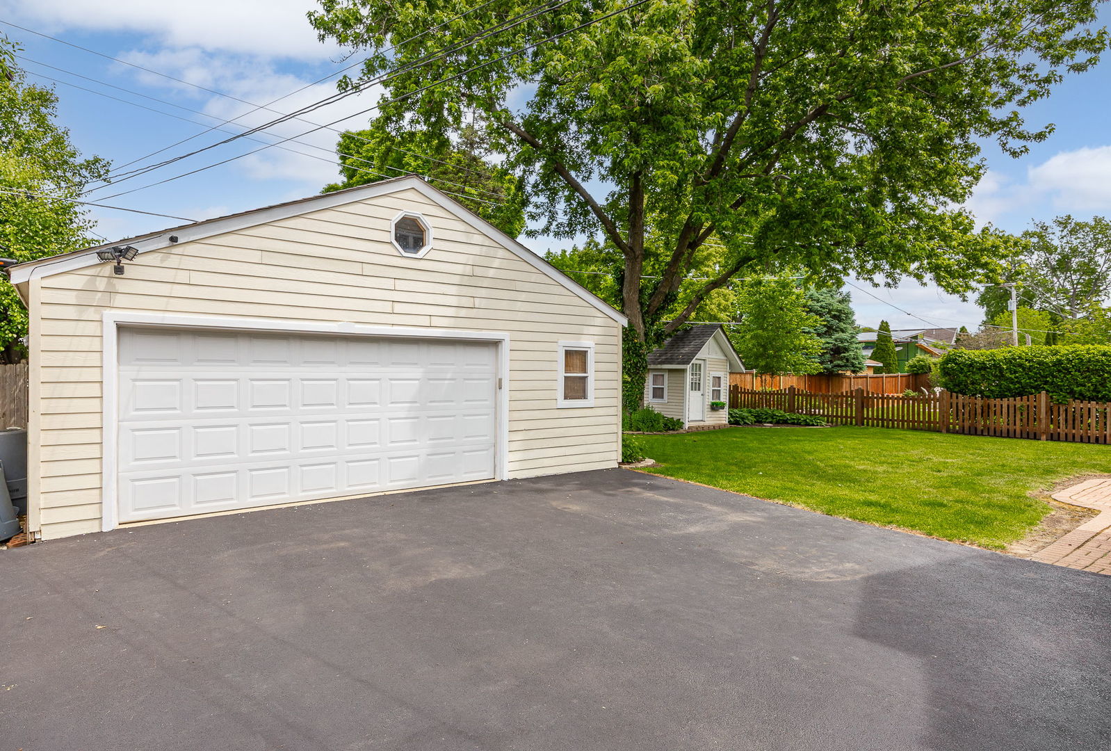 442 Davis Street, Downers Grove, IL 60515