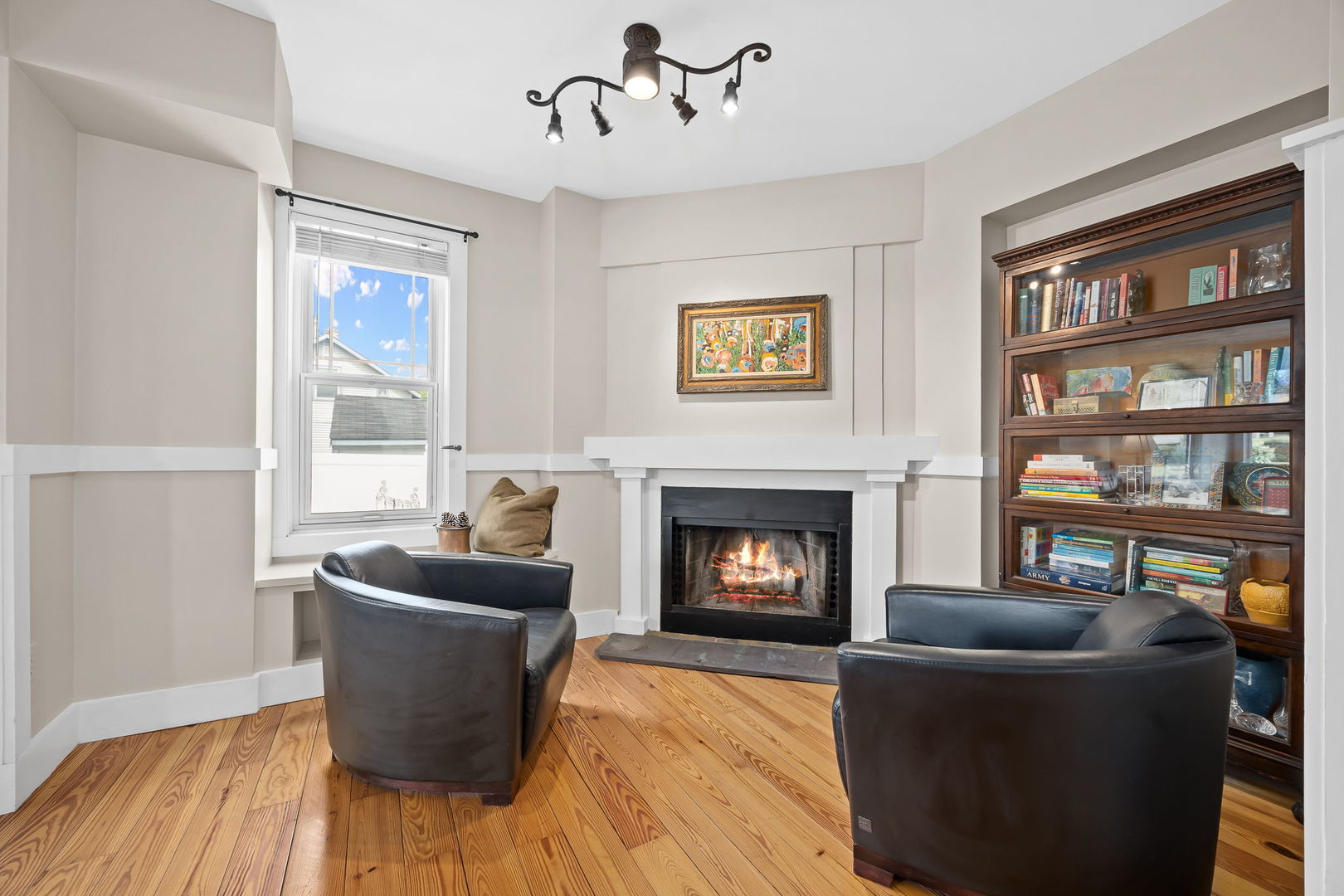 442 Davis Street, Downers Grove, IL 60515