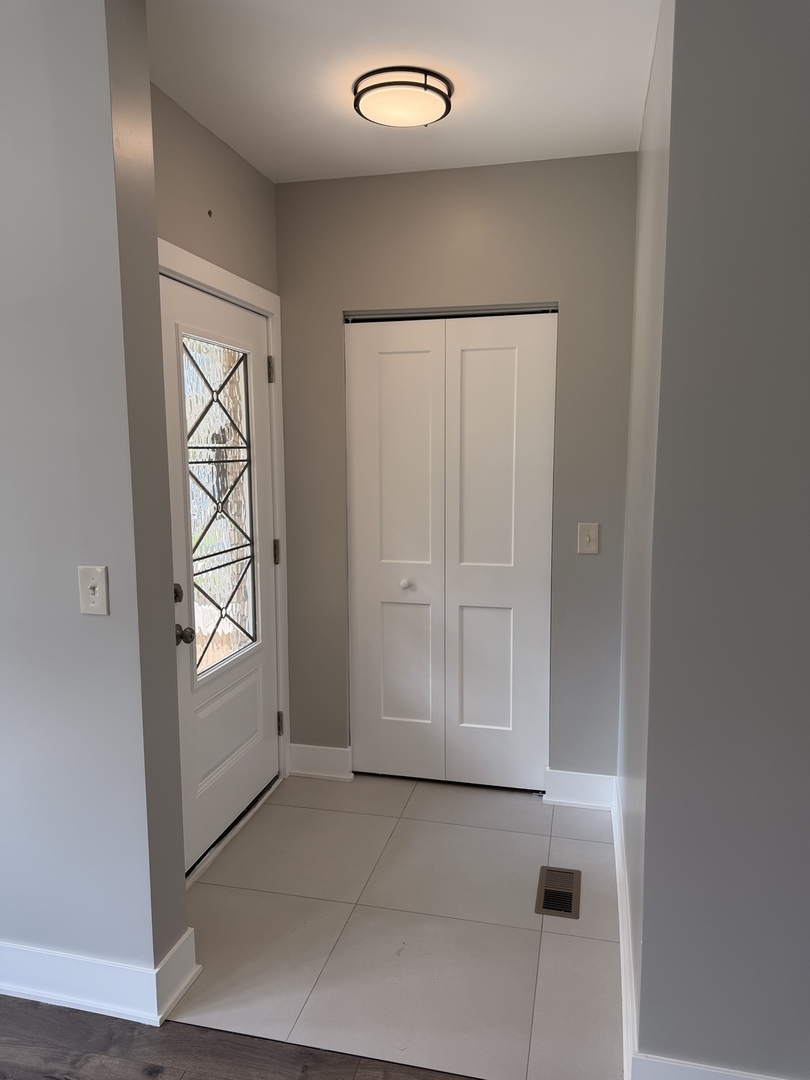 2309 N Rutherford Avenue, Chicago, IL 60707