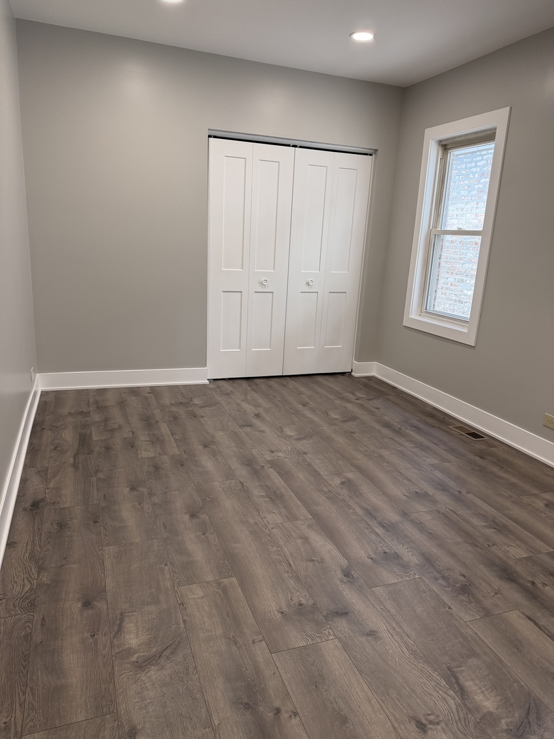 2309 N Rutherford Avenue, Chicago, IL 60707