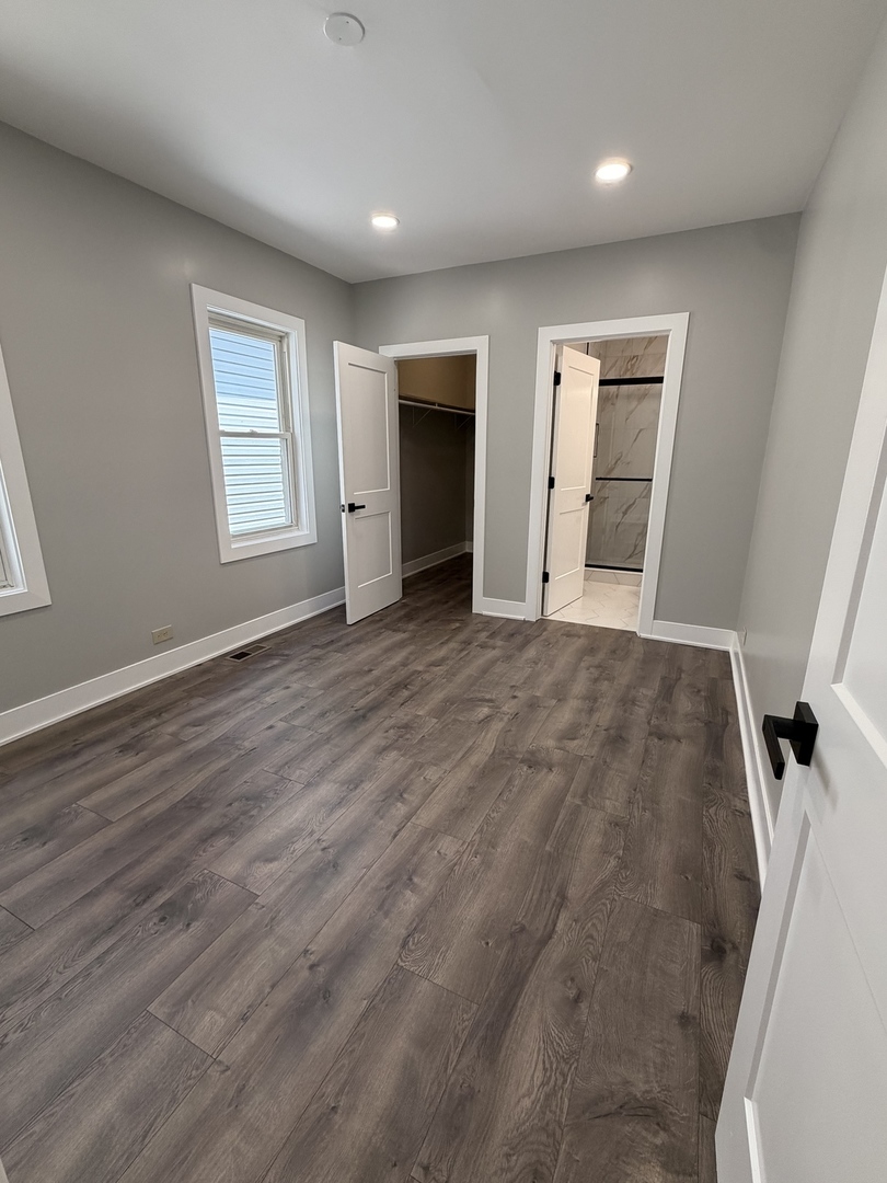 2309 N Rutherford Avenue, Chicago, IL 60707