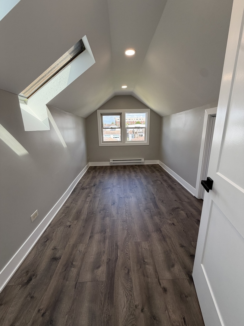 2309 N Rutherford Avenue, Chicago, IL 60707