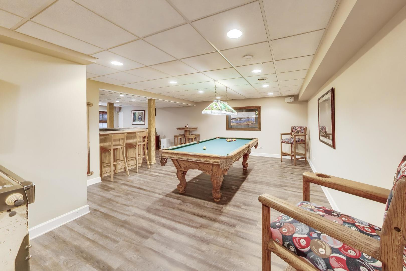 3946 Balmoral Court, Rolling Meadows, IL 60008