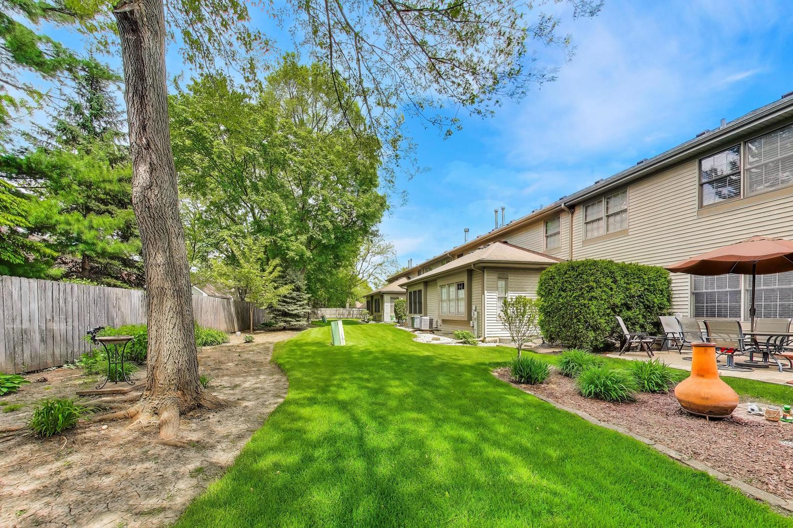 3946 Balmoral Court, Rolling Meadows, IL 60008