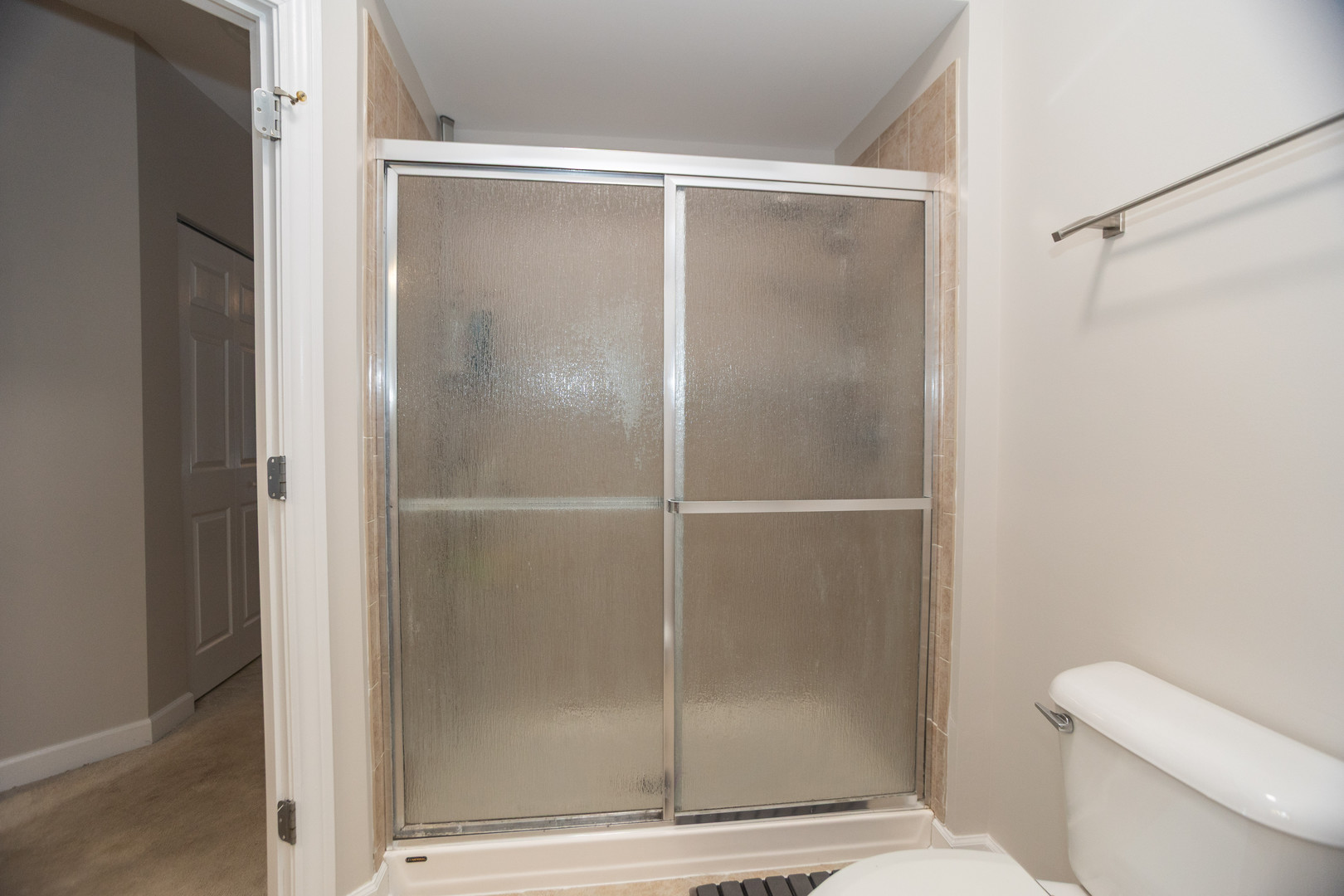 8440 Callie Avenue #606, Morton Grove, IL 60053