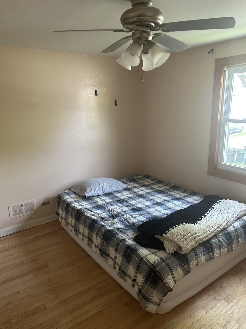 9333 Jackson Avenue, Brookfield, IL 60513