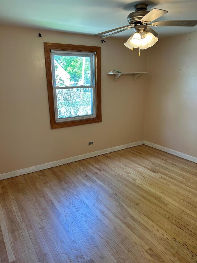 9333 Jackson Avenue, Brookfield, IL 60513