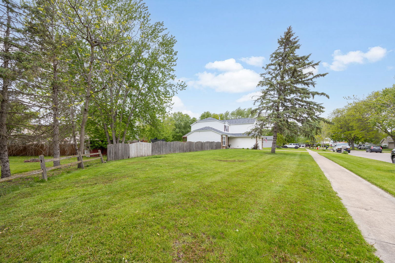 1705 N Ryan Street, McHenry, IL 60050