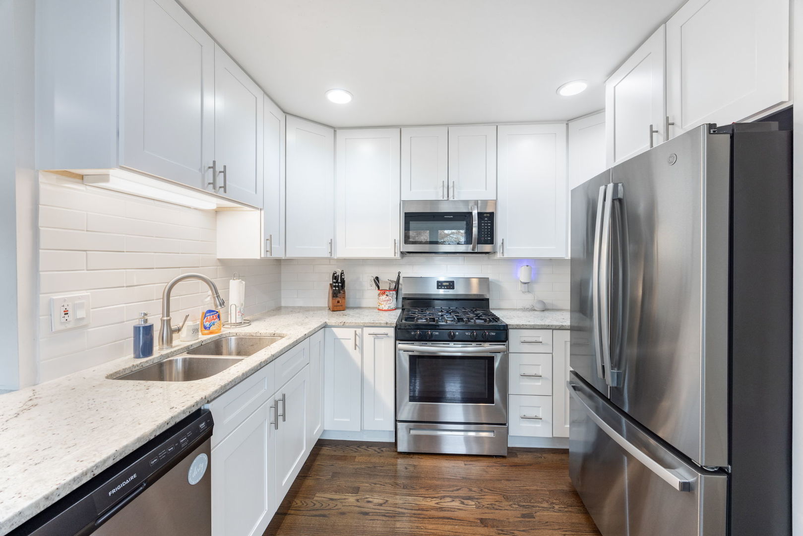 1705 N Ryan Street, McHenry, IL 60050