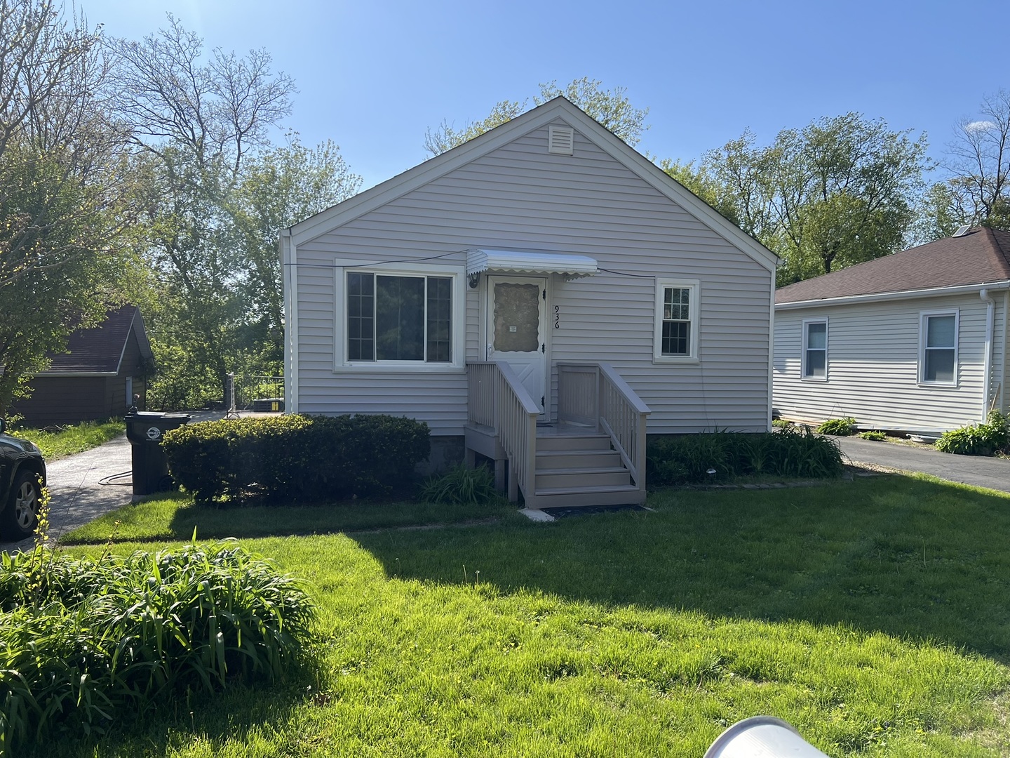 936 Russell Place, Mundelein, IL 60060
