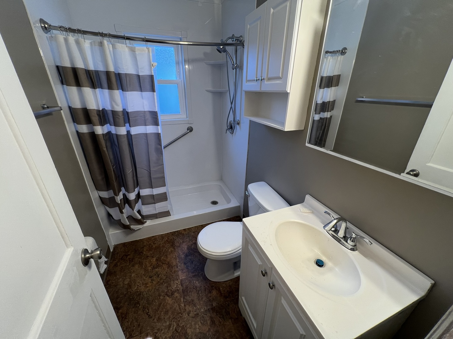 936 Russell Place, Mundelein, IL 60060