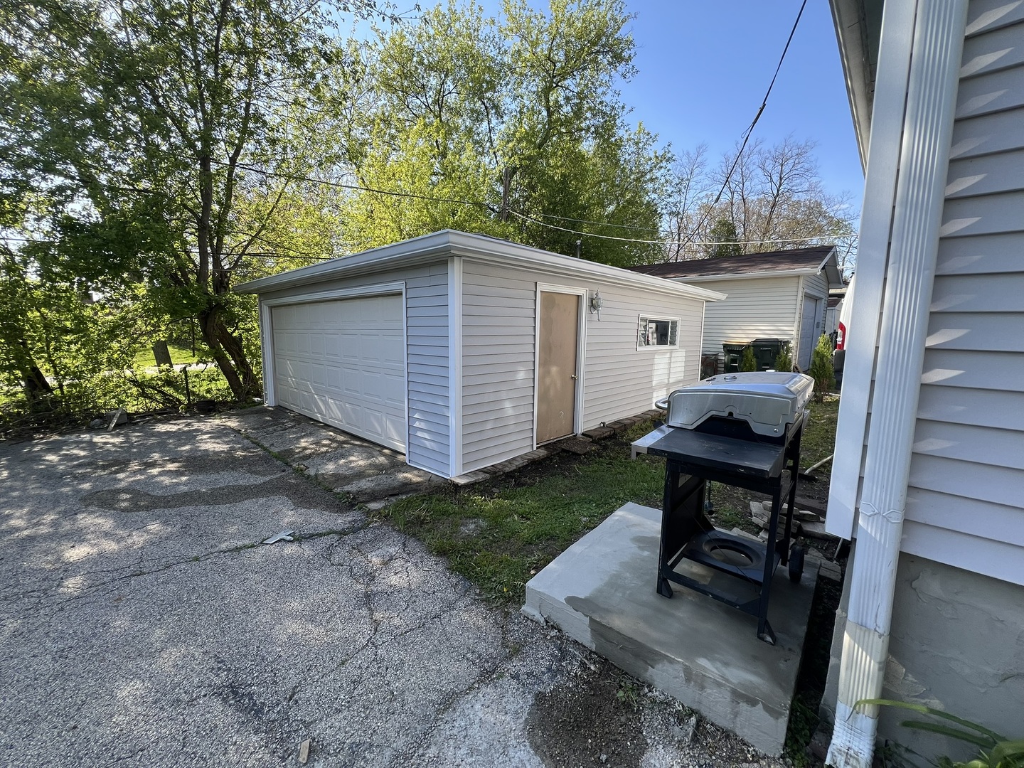 936 Russell Place, Mundelein, IL 60060