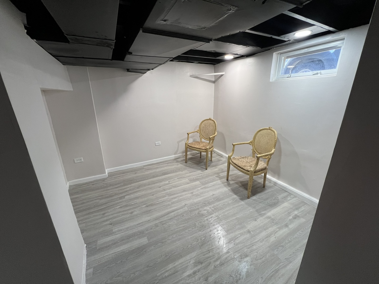 936 Russell Place, Mundelein, IL 60060