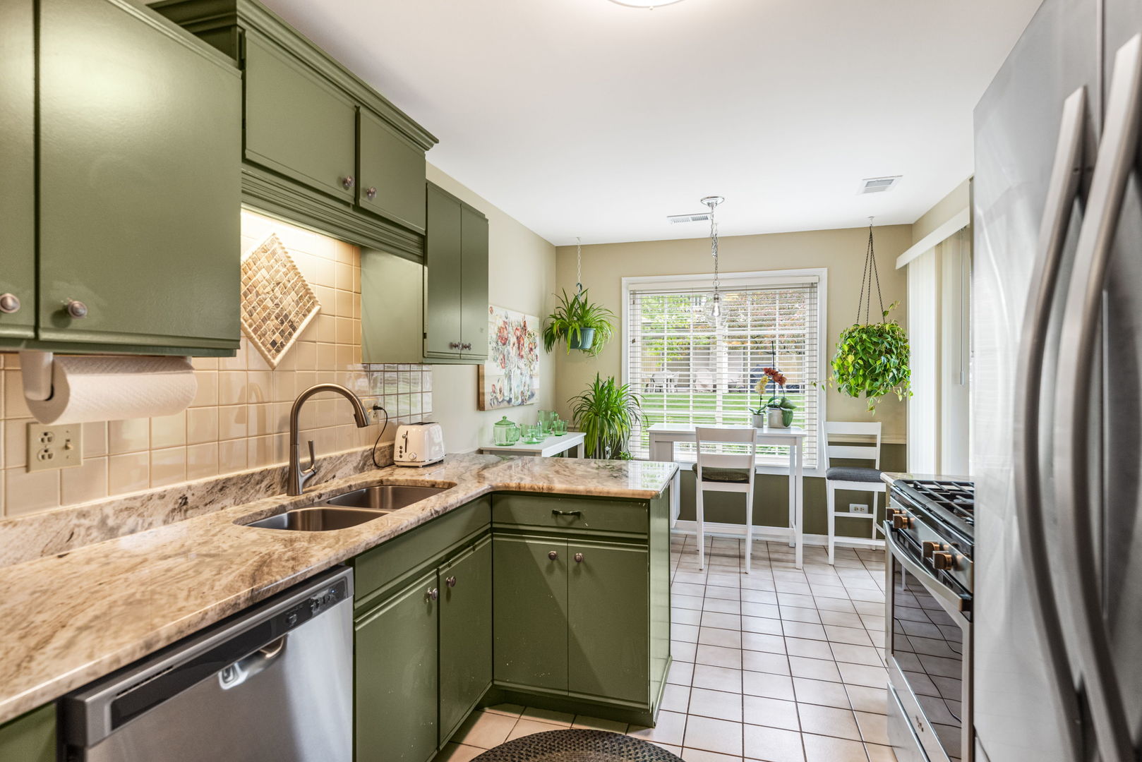 1246 E Evergreen Drive #7, Palatine, IL 60074