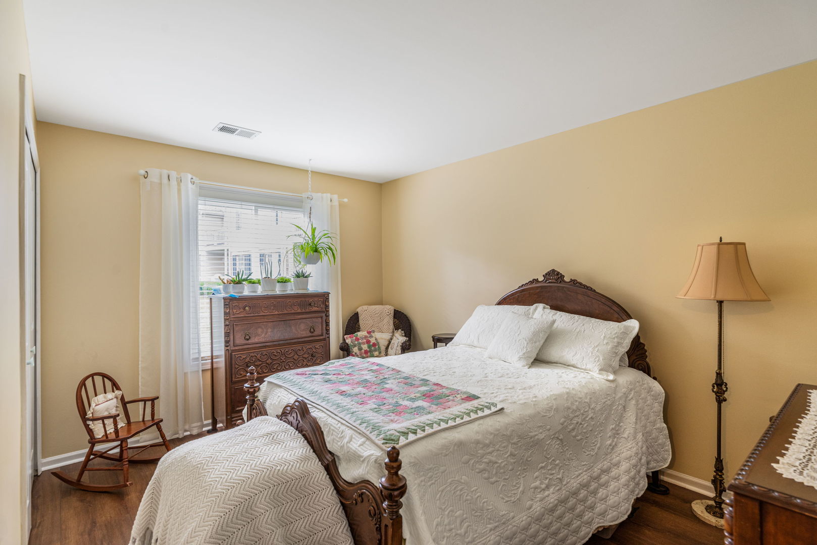 1246 E Evergreen Drive #7, Palatine, IL 60074