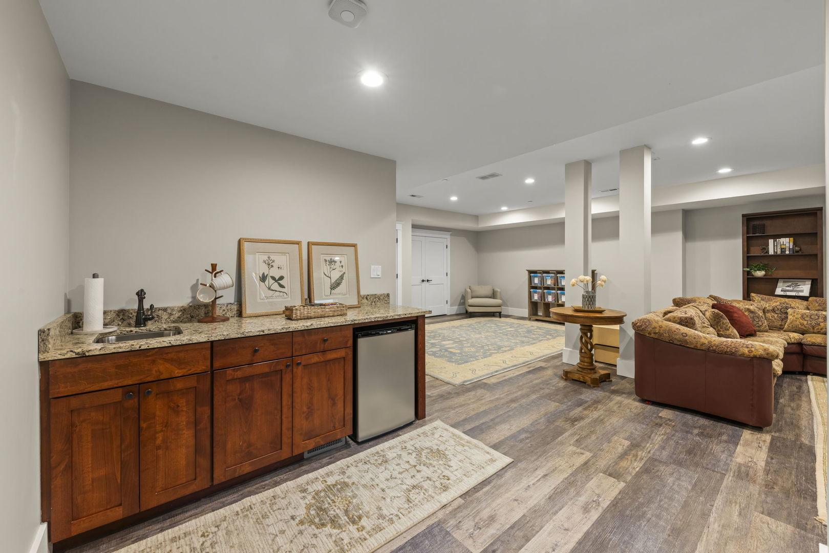 451 Lowell Avenue, Glen Ellyn, IL 60137