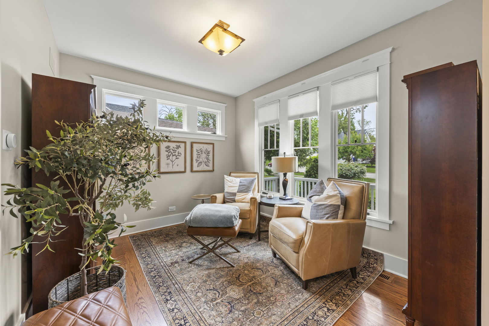451 Lowell Avenue, Glen Ellyn, IL 60137