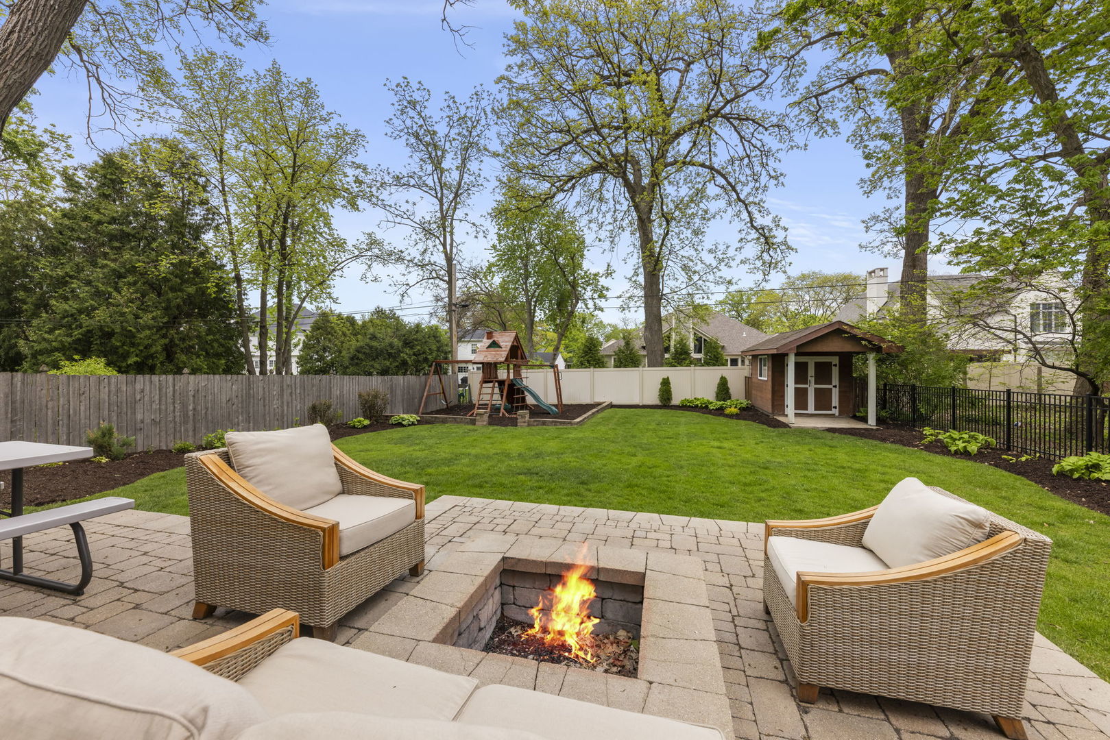 451 Lowell Avenue, Glen Ellyn, IL 60137