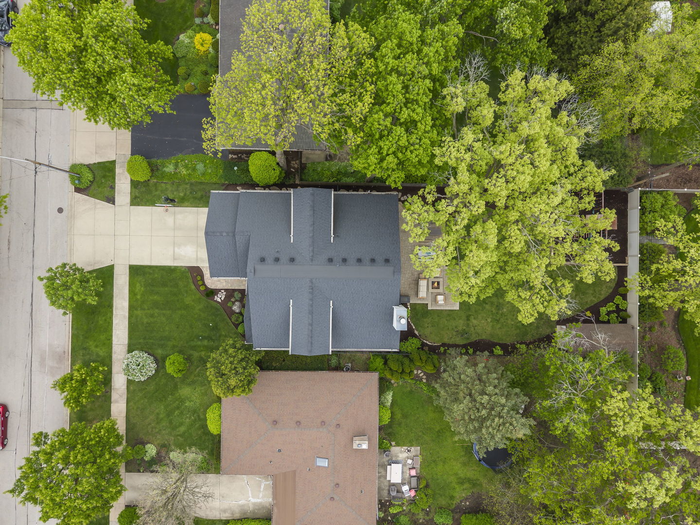 451 Lowell Avenue, Glen Ellyn, IL 60137