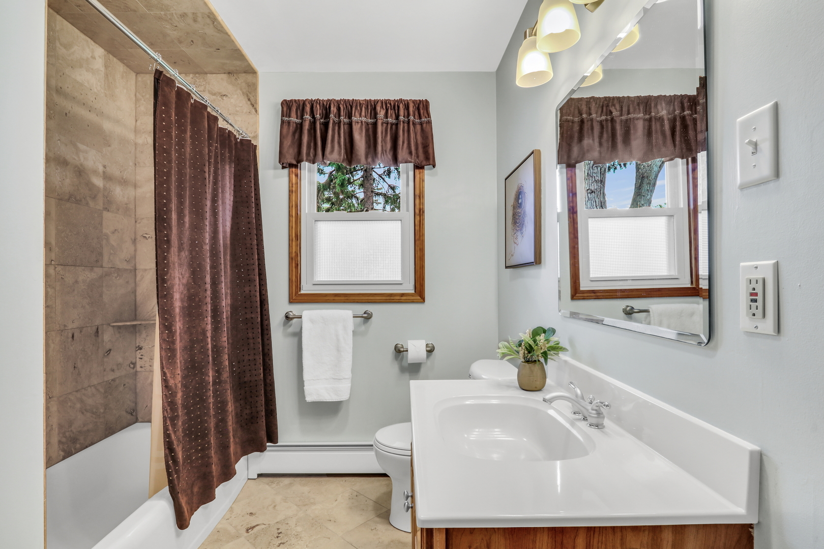 2501 S Vaupell Drive, McHenry, IL 60051