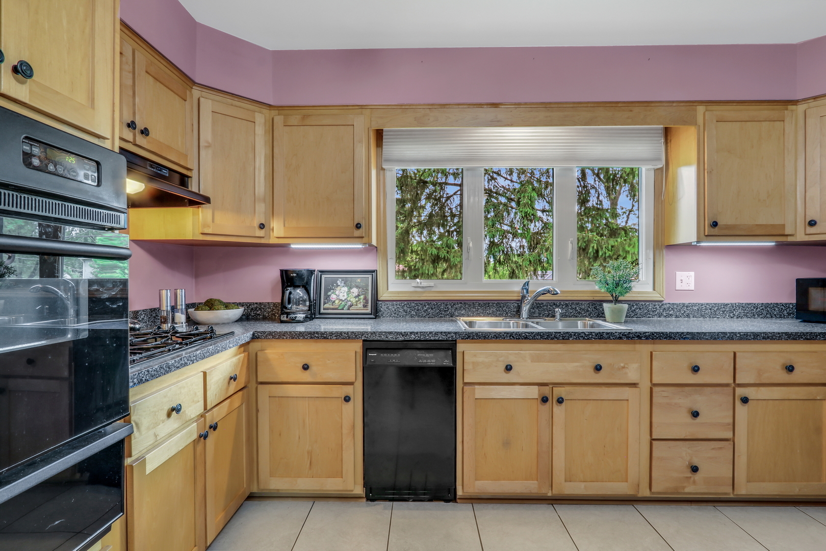 2501 S Vaupell Drive, McHenry, IL 60051