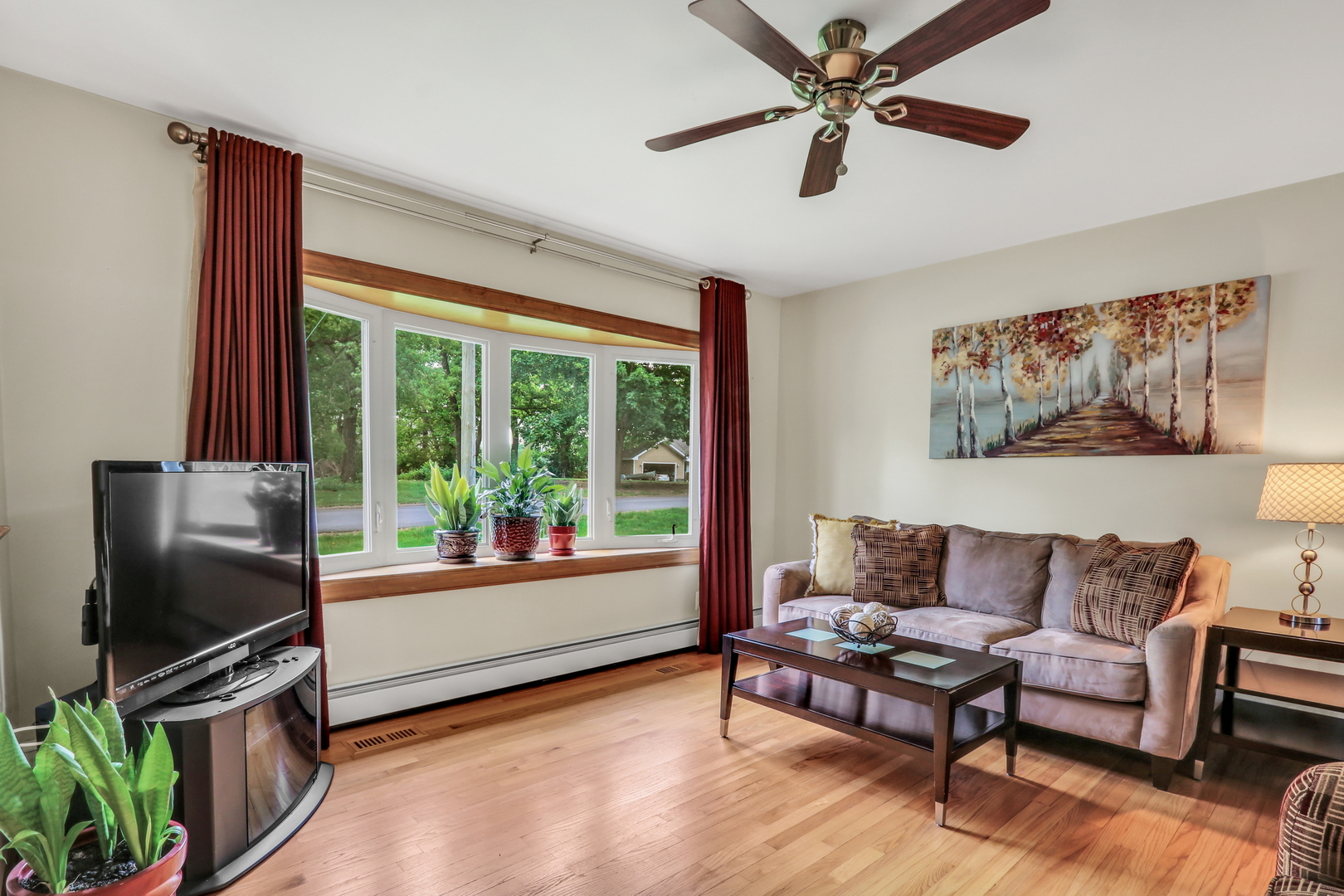2501 S Vaupell Drive, McHenry, IL 60051