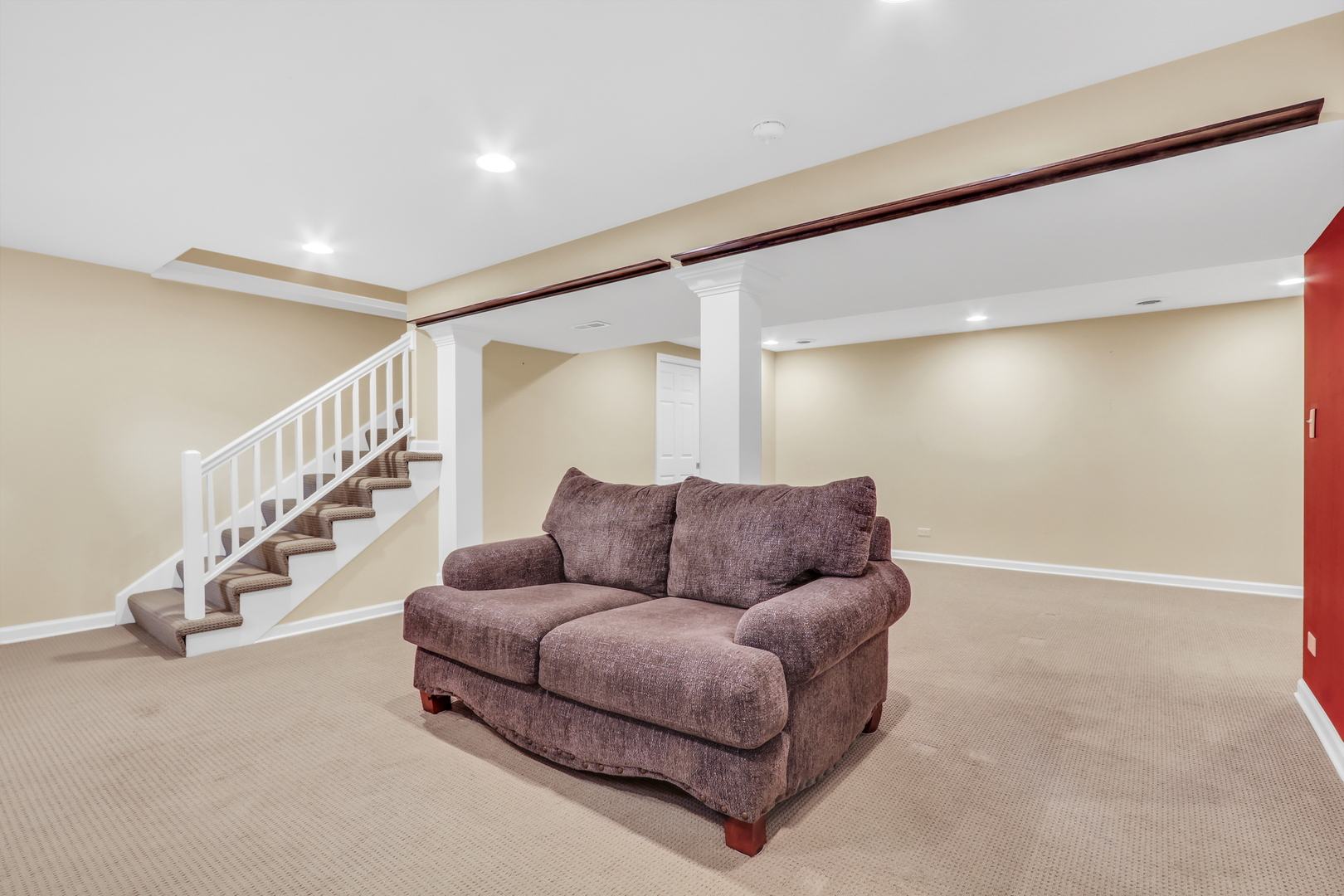 2501 S Vaupell Drive, McHenry, IL 60051