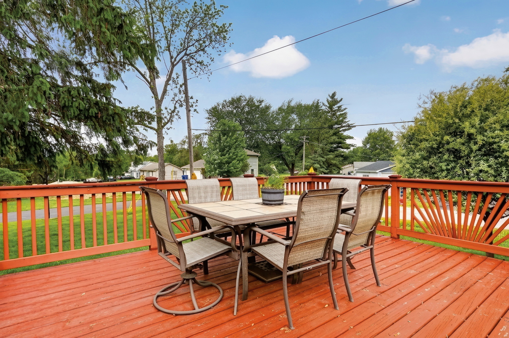 2501 S Vaupell Drive, McHenry, IL 60051