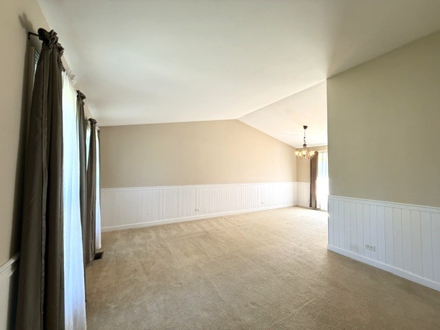 129 Rumsey Place, Westmont, IL 60559