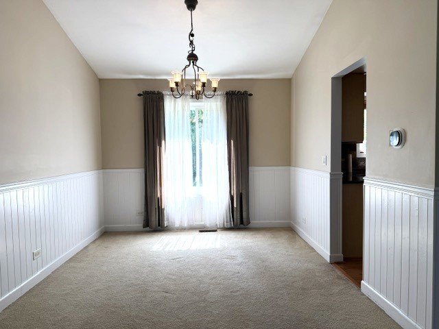 129 Rumsey Place, Westmont, IL 60559
