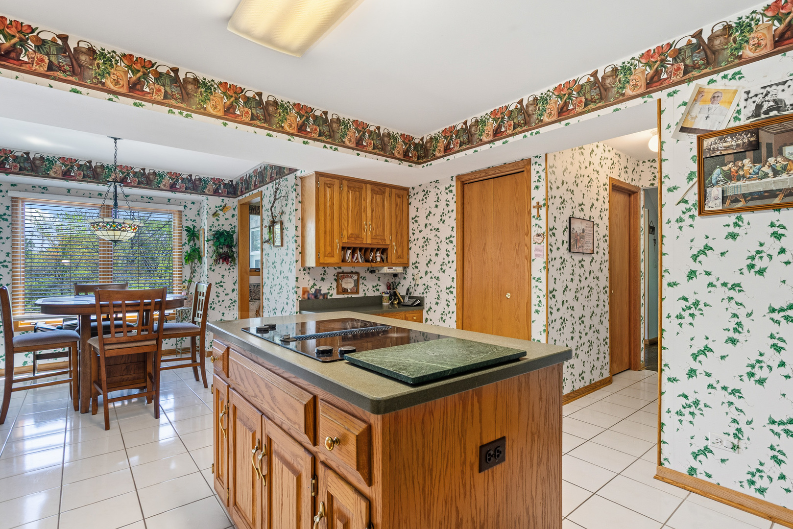 14337 S Provencal Drive, Homer Glen, IL 60491