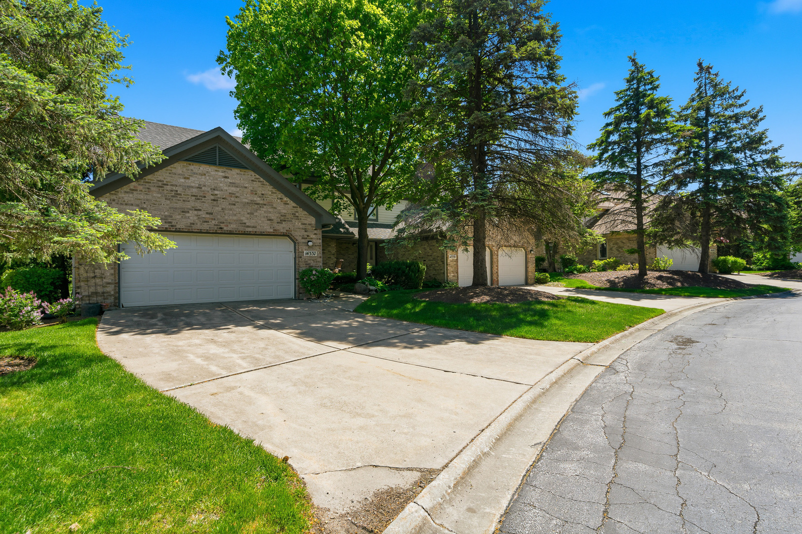 14337 S Provencal Drive, Homer Glen, IL 60491