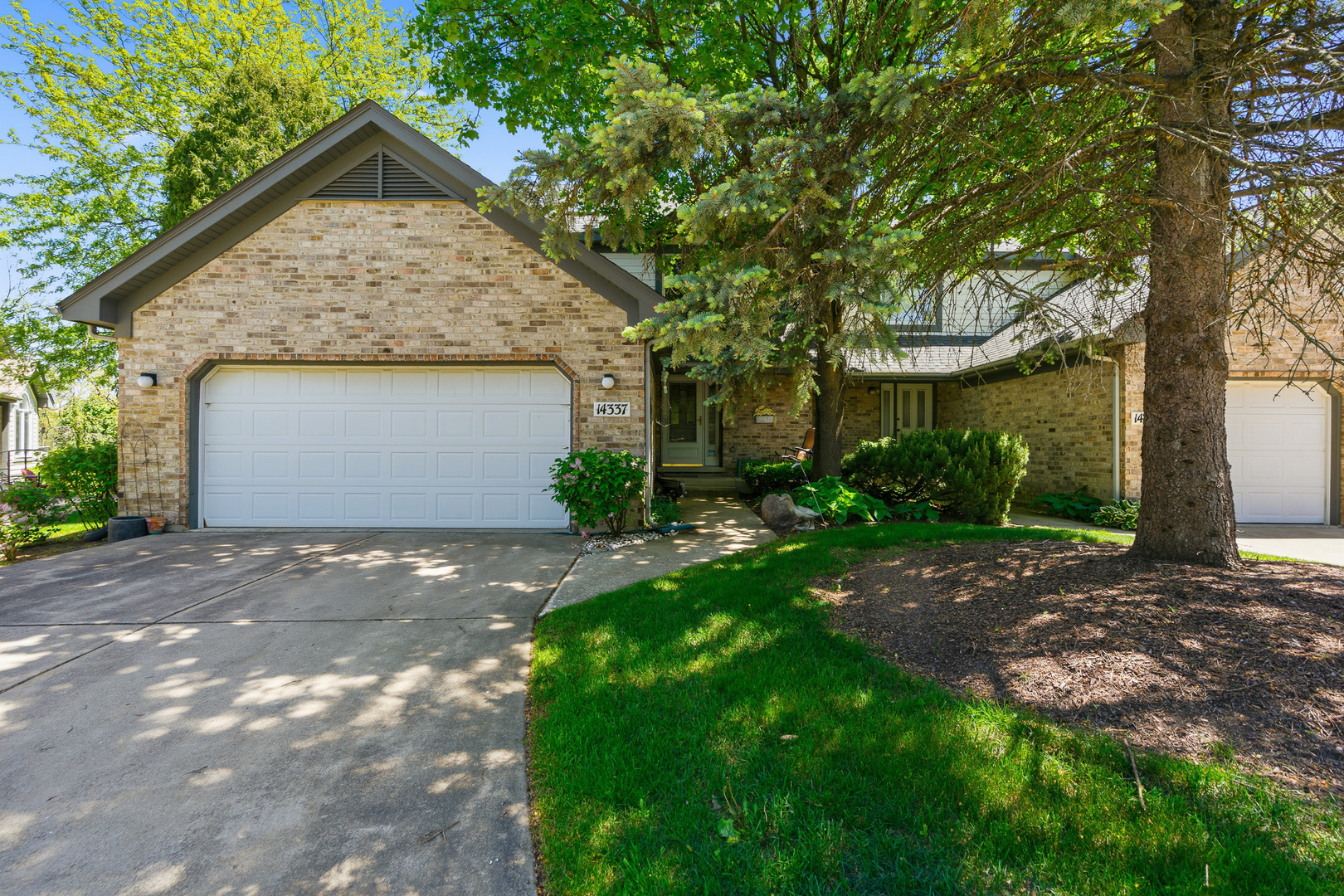 14337 S Provencal Drive, Homer Glen, IL 60491