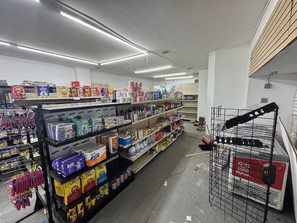 401 S Cicero Avenue, Chicago, IL 60644