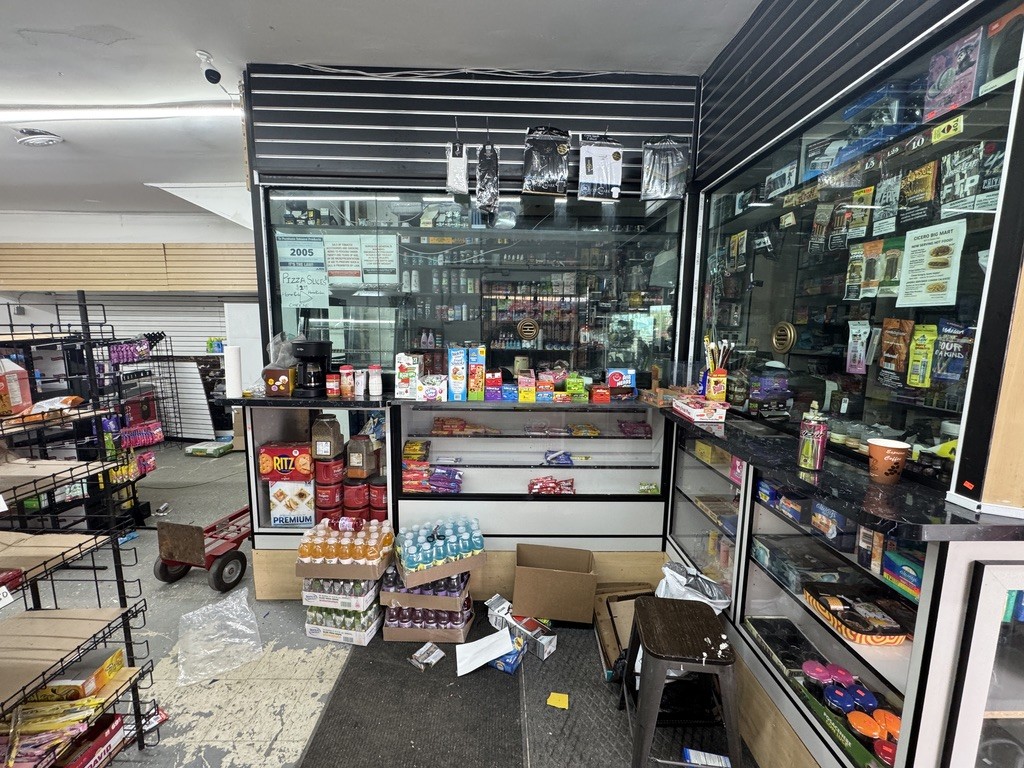 401 S Cicero Avenue, Chicago, IL 60644