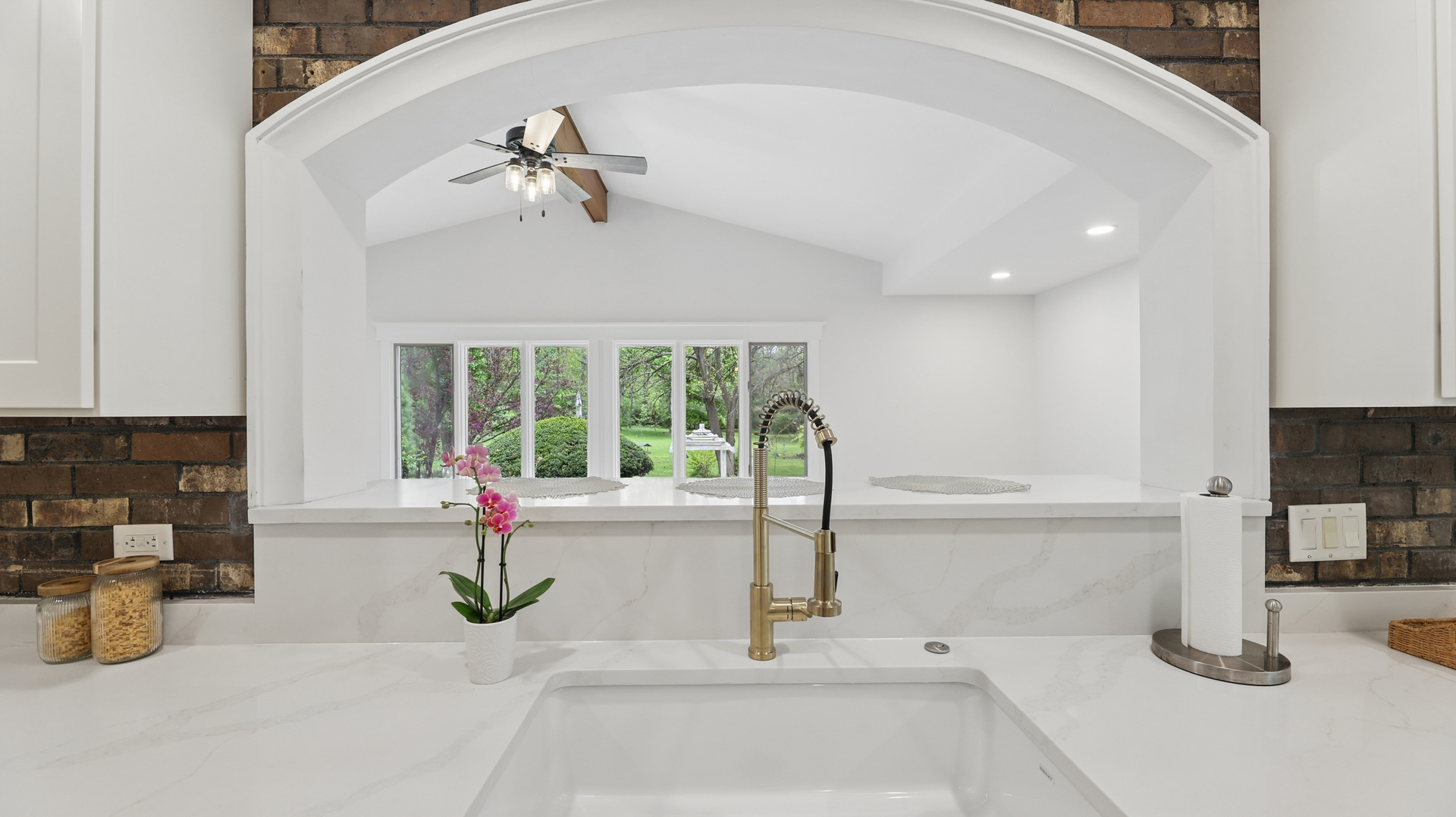28W521 Purnell Road, West Chicago, IL 60185