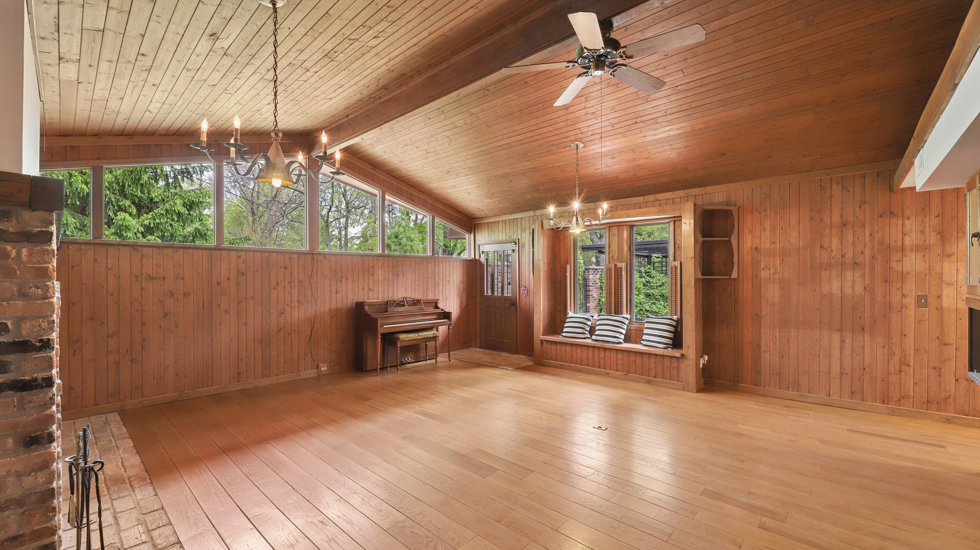 28W521 Purnell Road, West Chicago, IL 60185