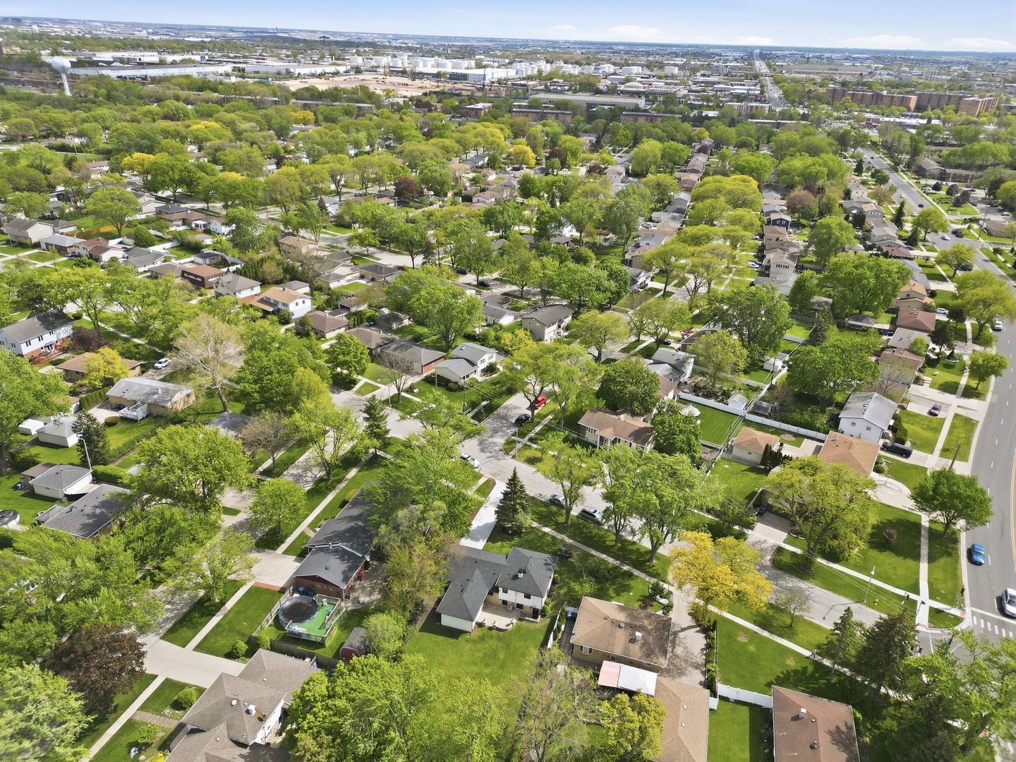 1602 W Willow Lane, Mount Prospect, IL 60056
