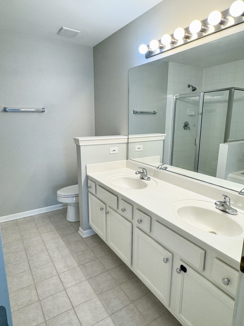 1344 Danada Court, Naperville, IL 60563