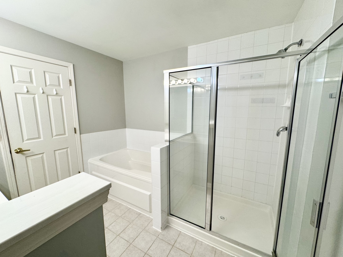 1344 Danada Court, Naperville, IL 60563