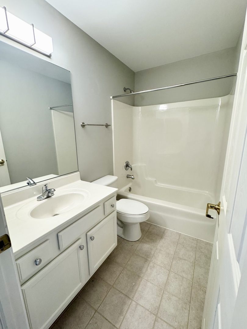 1344 Danada Court, Naperville, IL 60563