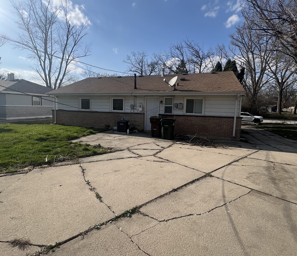 103 Shabbona Drive, Park Forest, IL 60466