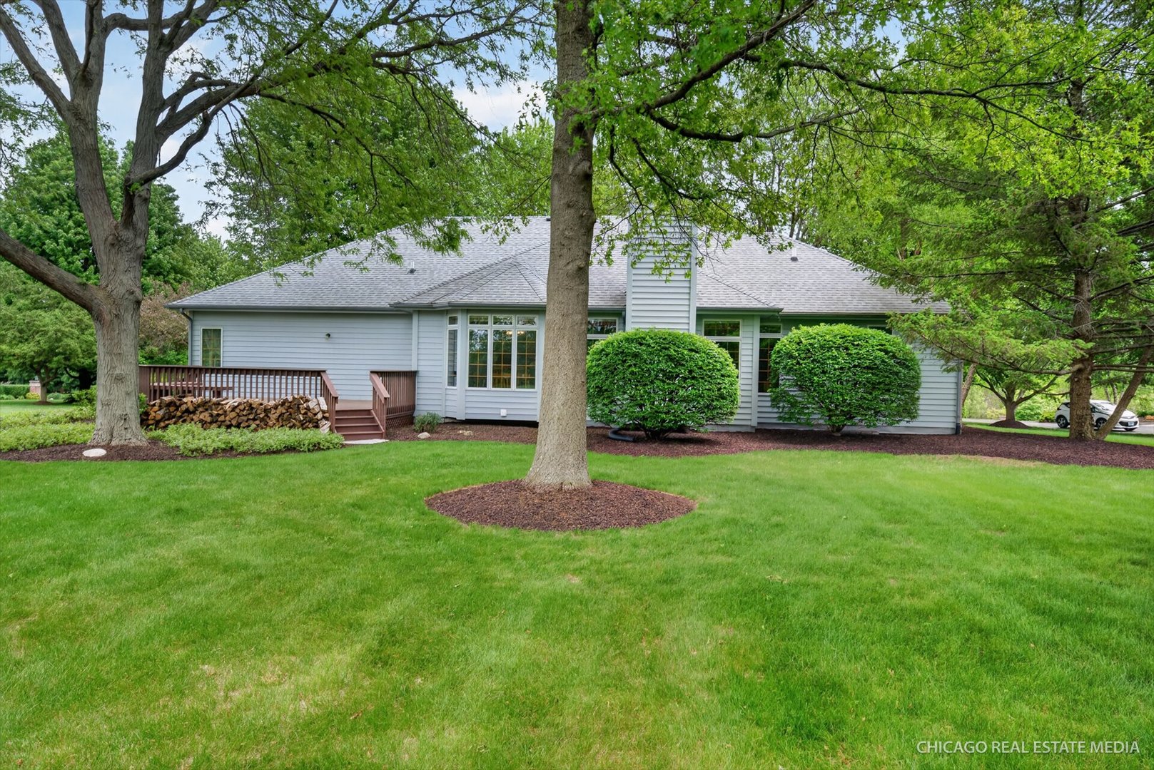 6911 Prairie Drive, Spring Grove, IL 60081